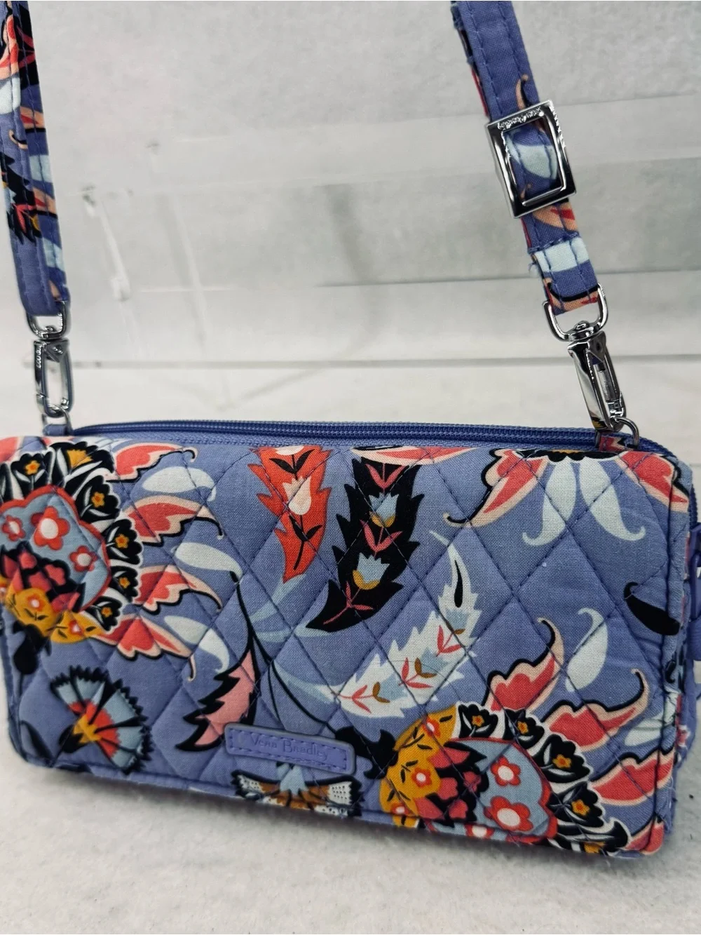 Vera Bradley RFID Wallet Crossbody Clutch Wristlet Mural Garden Detachable Strap - Picture 6 of 7